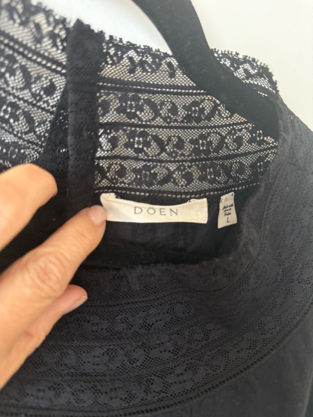 Doen Lilibet Top in Black - Large - LIKE NEW - Picture 4 of 6